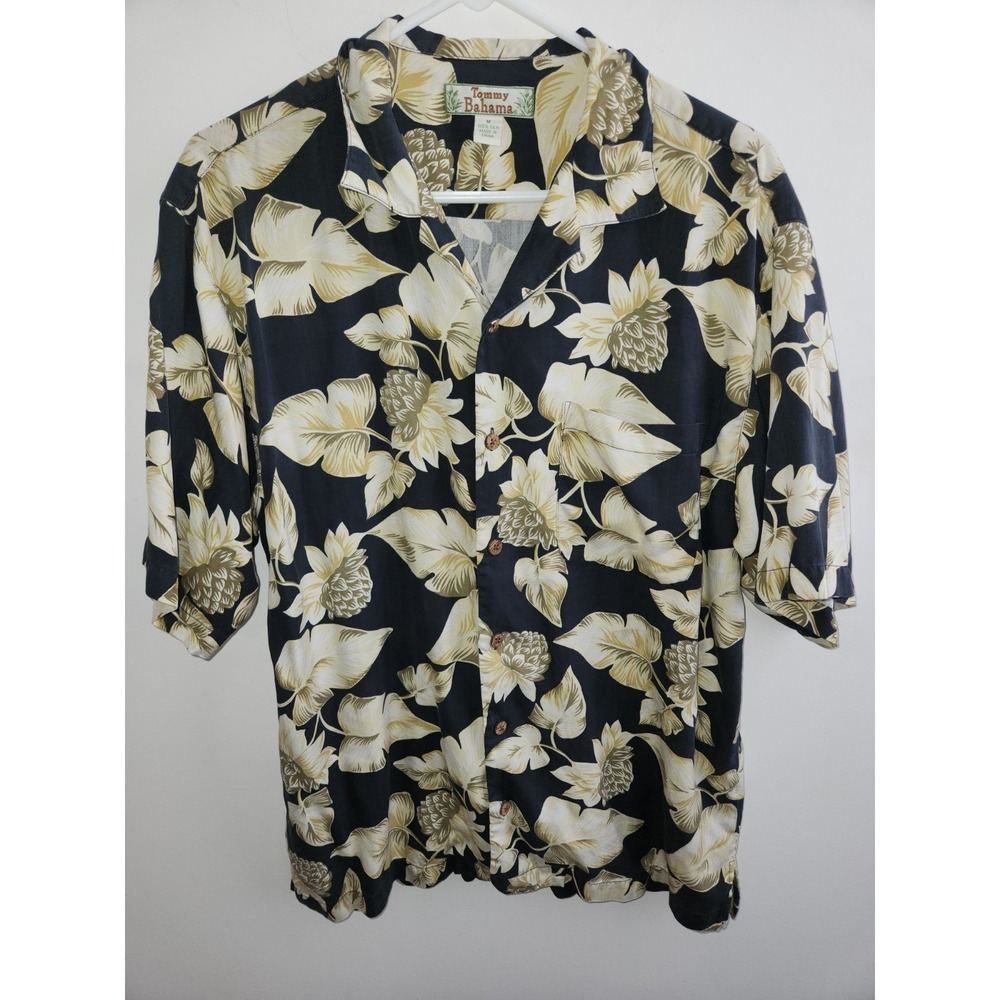 Tommy Bahama Shirt Mens Medium Navy Cream Floral Button Up Tropical Vacation - Picture 2 of 12